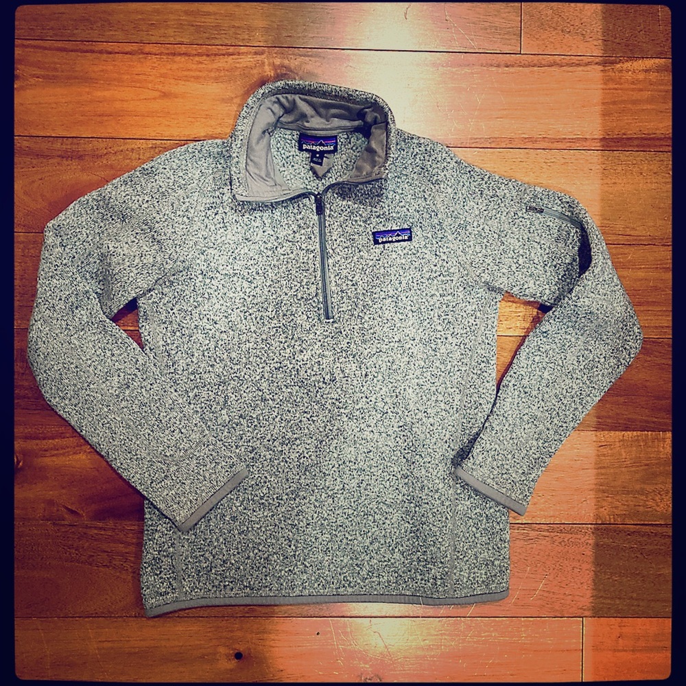 Patagonia Women’s Gray 1/4 zip Sweater Sz Medium